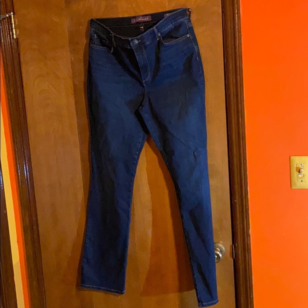 Women’s Gloria Vanderbilt jeans
